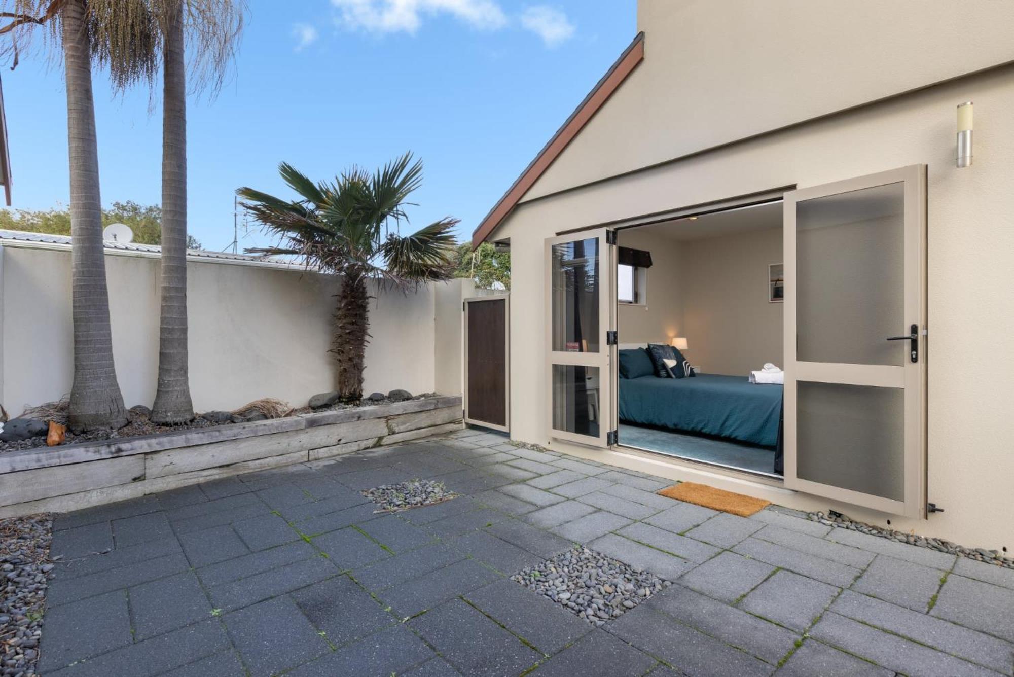 Muricata Beach House Mount Maunganui Exterior photo